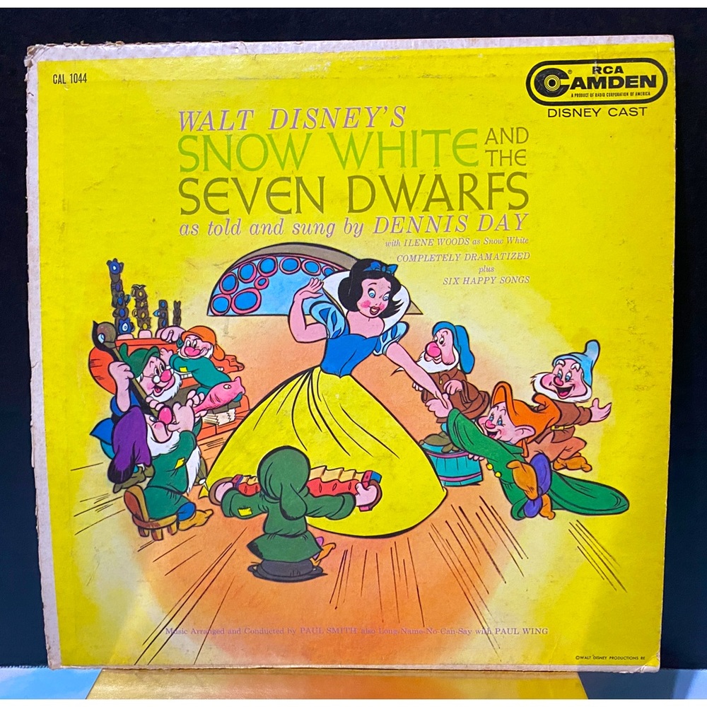 WALT DISNEY’S VTG 1960 SNOW WHITE  AND THE SEVEN DWARFS RCA CAMDEN VINY RECORD